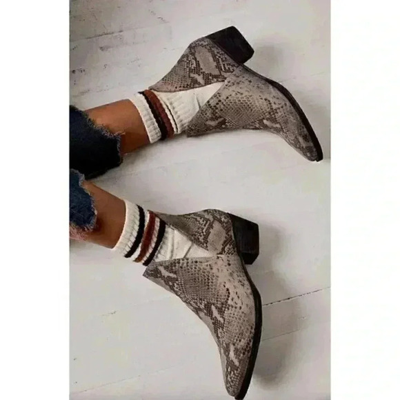 Free People Animal Charm Double V Ankle Boots in gray and white snakeskin - Picture 1 of 7